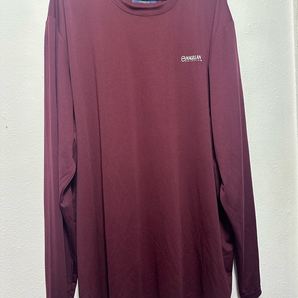 Magellan Outdoors Red Long Sleeve Tee